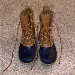 LL Bean 8” in. duck boots